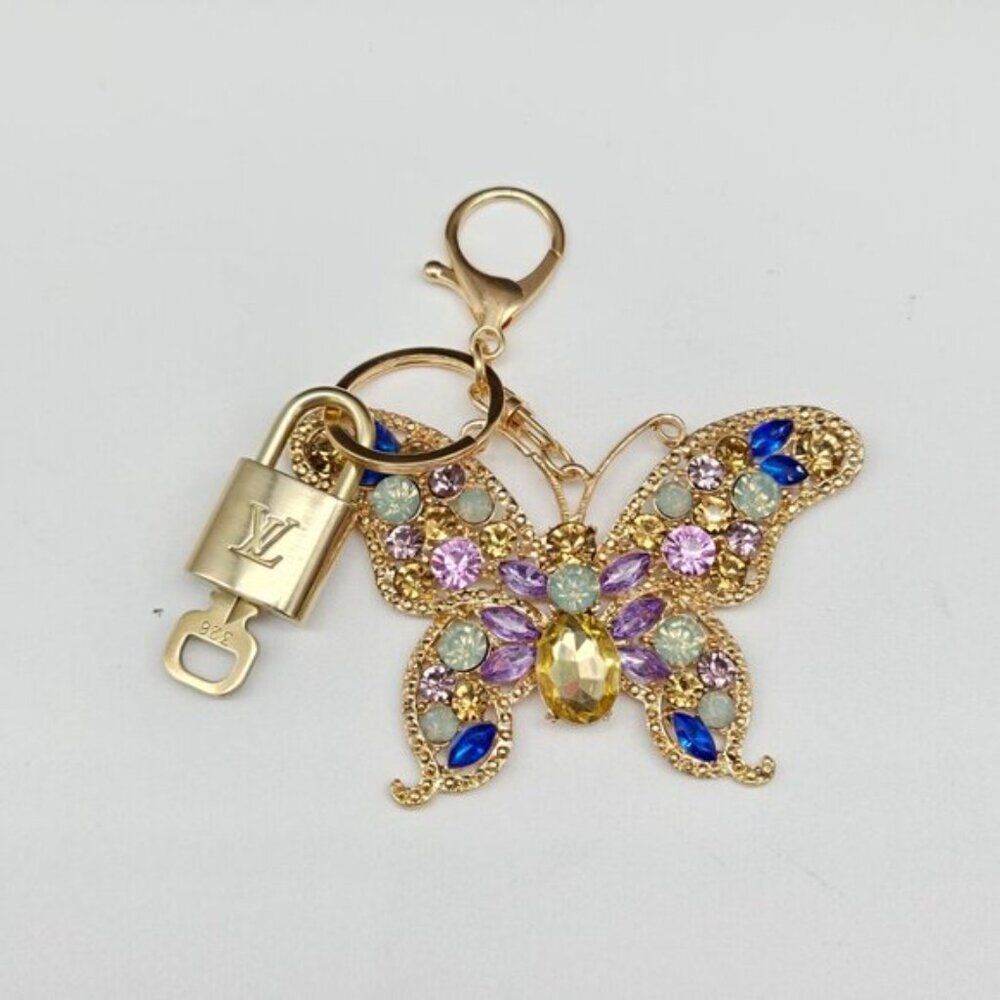 LV Gold Padlock & Key 🔒 Authentic Louis Vuitton Bag Unbranded Butterfly Charm - Picture 2 of 9